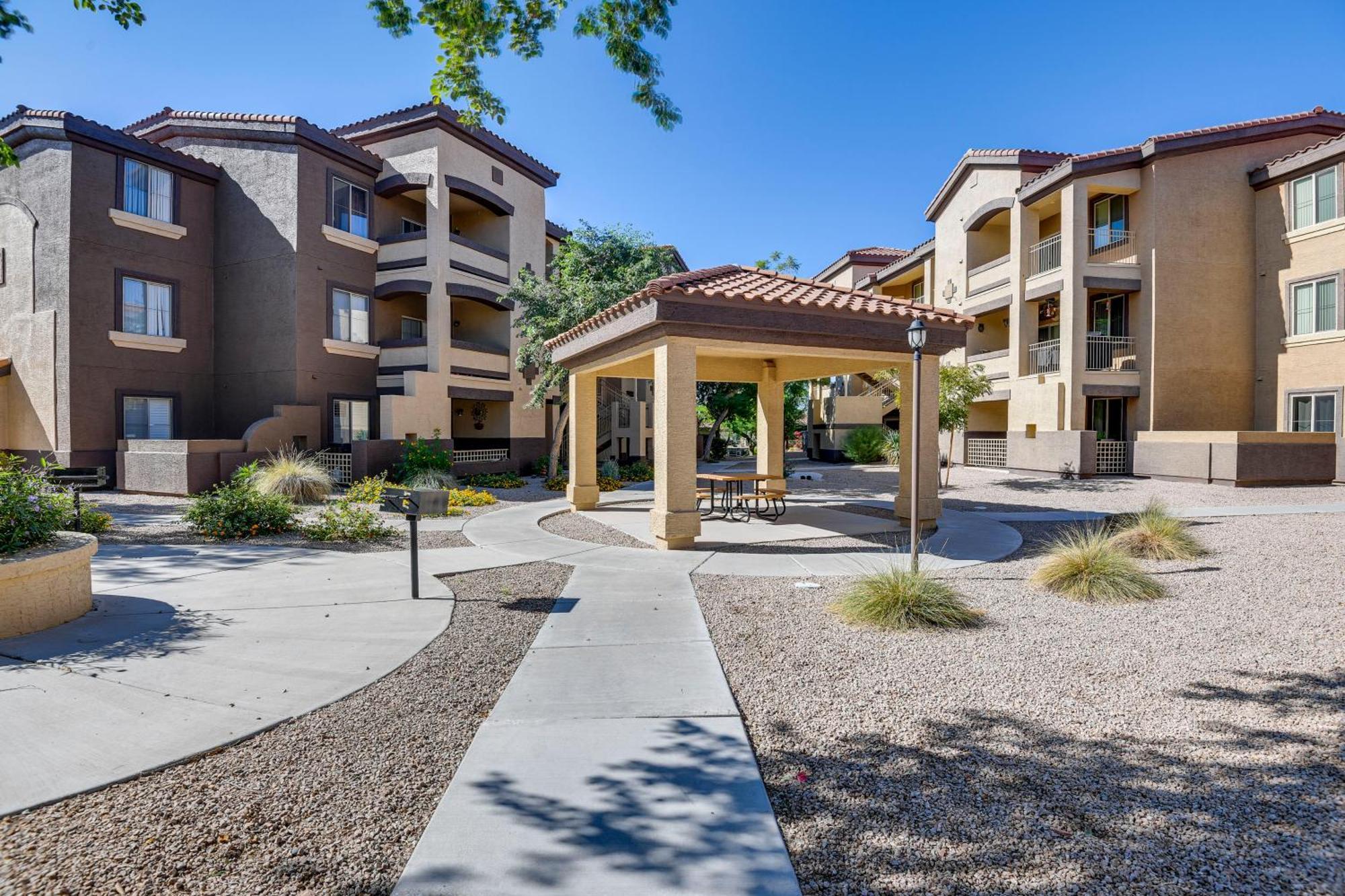 Mesa Condo With Private Patio And Grill Pool Access! Exterior foto